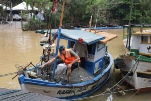 Prefeitura promove Ação Social para Pescadores e auxilia comunidade caiçara de Boiçucanga