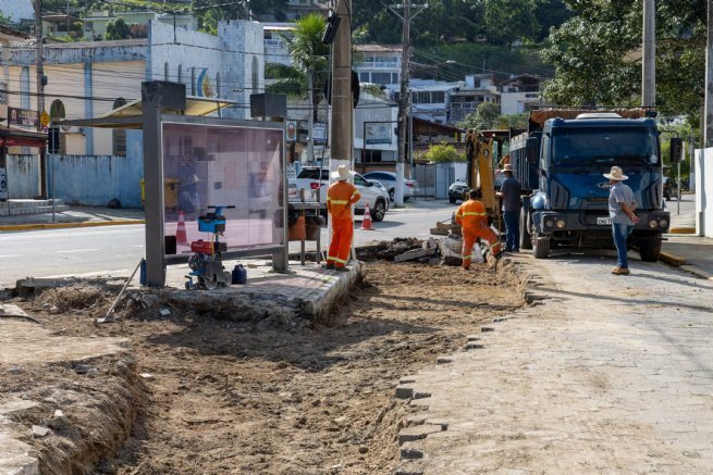 Prefeitura de São Sebastião inicia obra de revitalização do eixo viário entre São Francisco e Topolândia