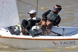Velejadores de Ilhabela representam Brasil no Campeonato Mundial da Classe Snipe na Argentina