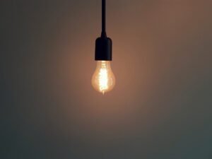Consumidor Brasileiro Paga Menos na Conta de Luz com Mudança na Bandeira Tarifária