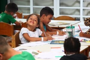 Saiba mais sobre o 6º Mutirão da Saúde no Instituto Verdescola em São Sebastião. Atendimento pediátrico e ações da Prefeitura e SESAU.