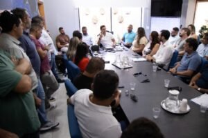 Conheça a nova equipe de governo e as prioridades do prefeito de São Sebastião. Descubra quem são os secretários selecionados.