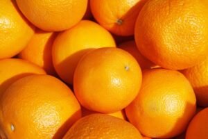 Mesmo isento do tarifaço, setor de suco de laranja pode ter prejuízo