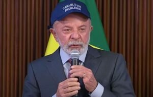O presidente Luiz Inácio Lula da Silva (PT) se reúne, na manhã desta terça-feira (26/8), com a equipe de ministros para fazer um balanço da gestão e projetar aç