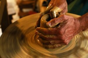 Ubatuba em Paraty: Ceramistas mostram arte ancestral
