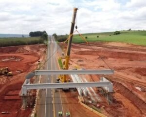Interdições na SP-255 para lançamento de vigas em Boa Esperança