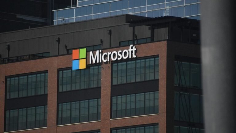 Microsoft registra lucro 32% maior no 3º trimestre