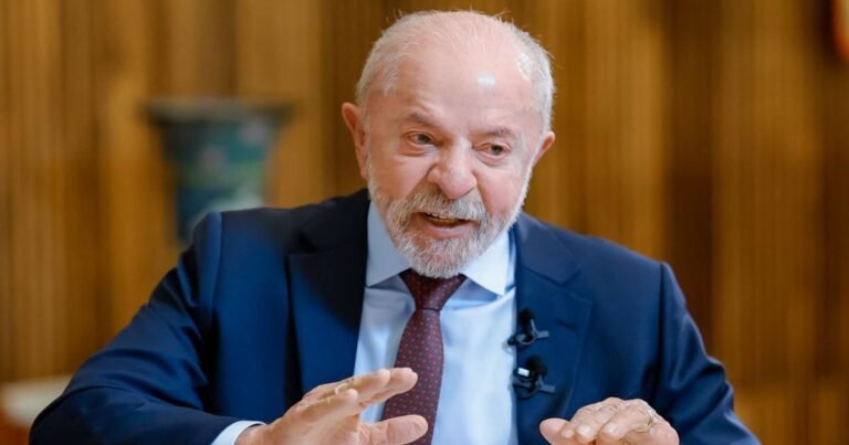 Lula avalia convite a opositor de Milei para posse